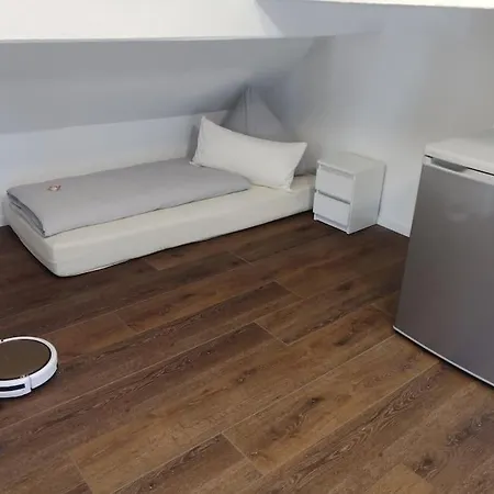 Apartment Eifel - Grosse Delhi Inkl. Wlan, Kueche, Kaffee, Smart-tv, Mtbs Zentral Am Marktplatz