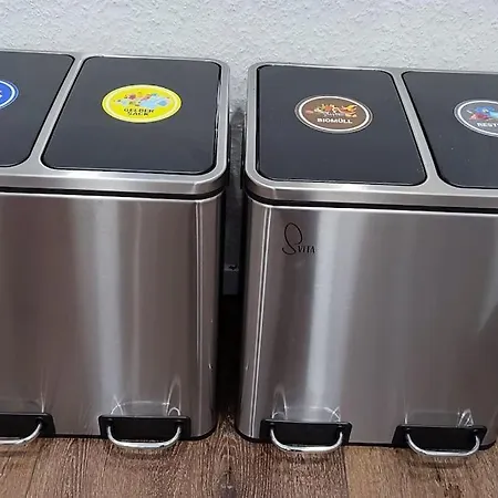 Eifel - Grosse Delhi Inkl. Wlan, Kueche, Kaffee, Smart-tv, Mtbs Zentral Am Marktplatz Dahlem (Euskirchen)