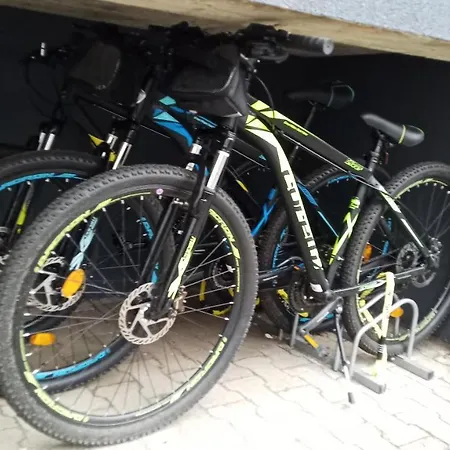 Eifel - Grosse Delhi Inkl. Wlan, Kueche, Kaffee, Smart-tv, Mtbs Zentral Am Marktplatz Apartment *